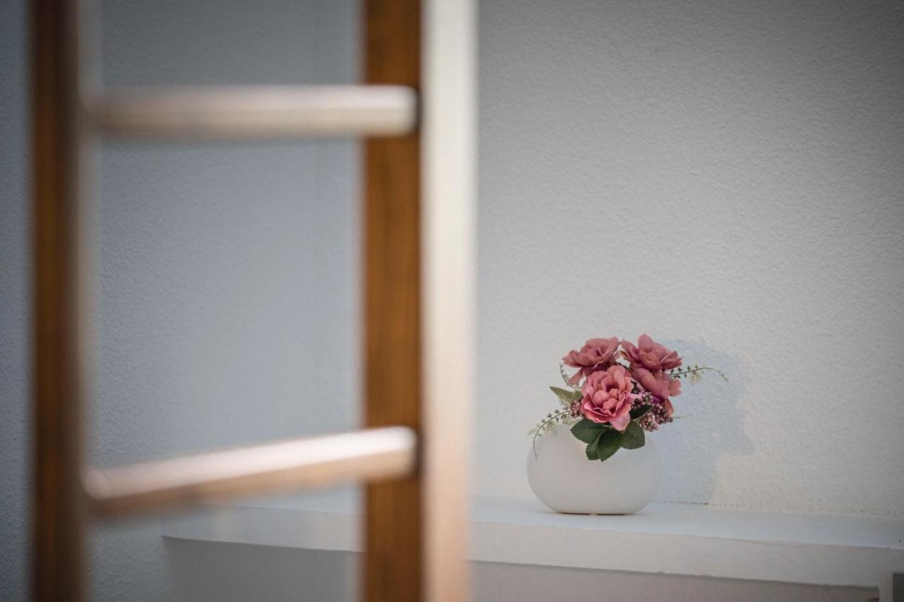 Beautifully Renovated 4 Bedroom Apt + Kid'S Room Sierra Nevada Bagian luar foto